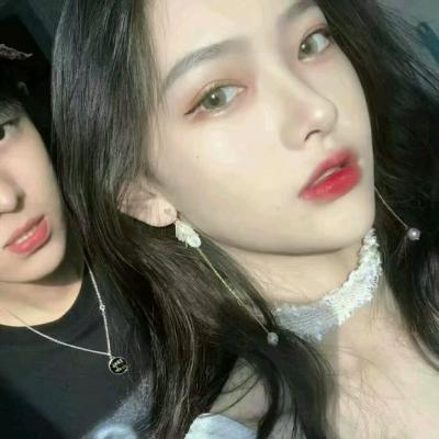 �������еİ���Ů��ͷ�񡪡�������