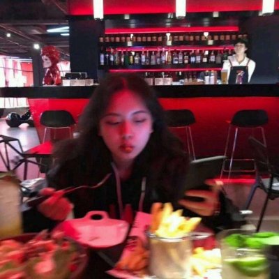 �������еİ���Ů��ͷ�񡪡�������