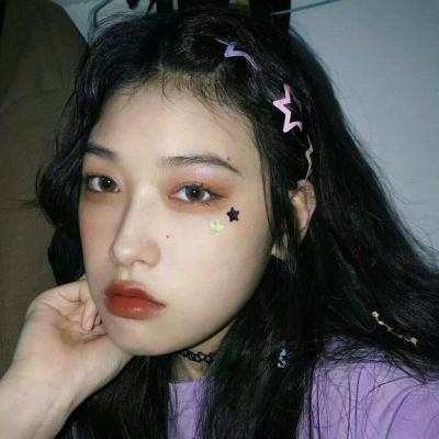 �������еİ���Ů��ͷ�񡪡�������