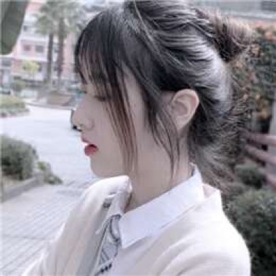 �����ؿɰ����µ�СŮ��ͷ��