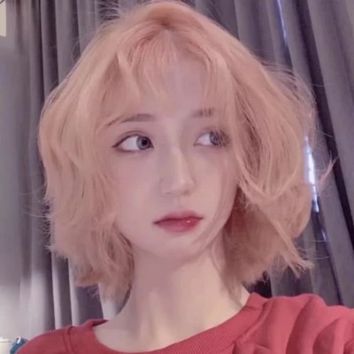 �����ؿɰ����µ�СŮ��ͷ��