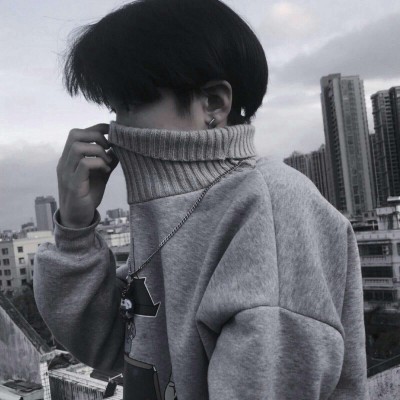 ʧ��ҹ��ĺڰ�����ͷ��