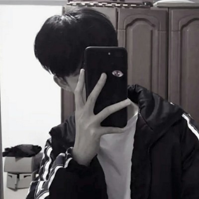 ʧ��ҹ��ĺڰ�����ͷ��