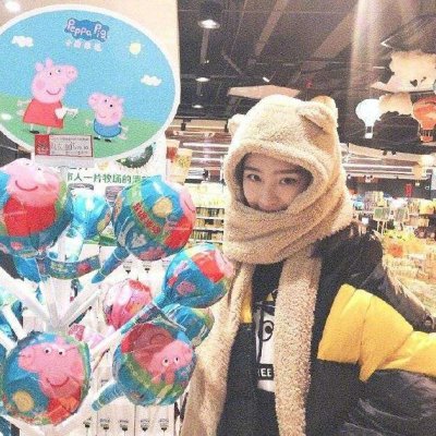 �ഺ����Ĺ�������ͷ��--�պ�����