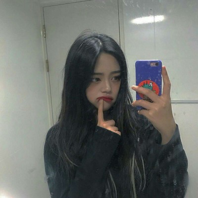 ������ÿ���Ů��ͷ��