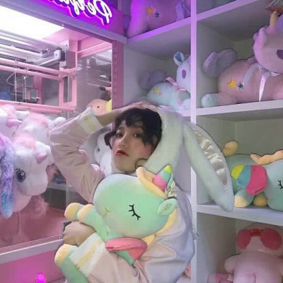 �����տɰ�С����΢��ͷ��