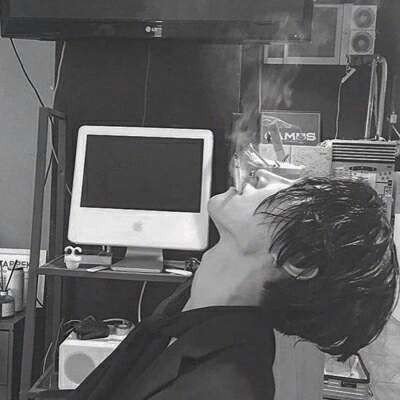 �ڰ������˸�������ͼ