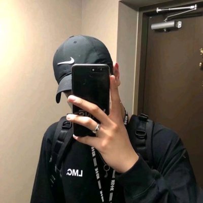 �Ϸ����Ů�İ�����˧������ͷ������