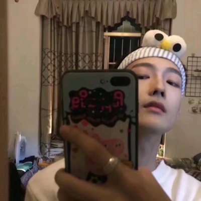 �Ϸ����Ů�İ�����˧������ͷ������