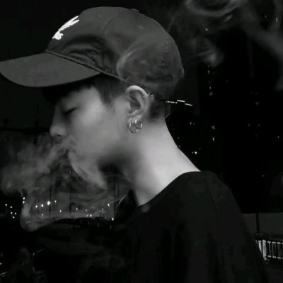 �Ϸ����Ů�İ�����˧������ͷ������