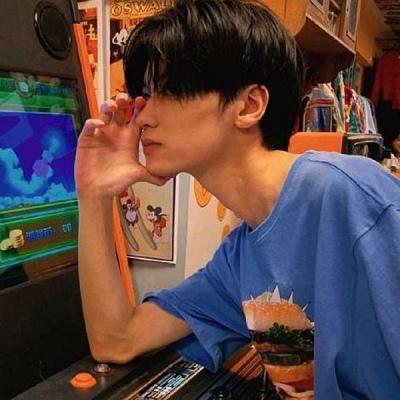 ���ʿ��ε�΢����ͷ��˧������-�ɰ���