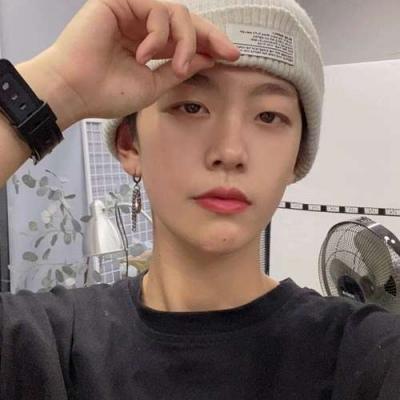 ���ʿ��ε�΢����ͷ��˧������-�ɰ���