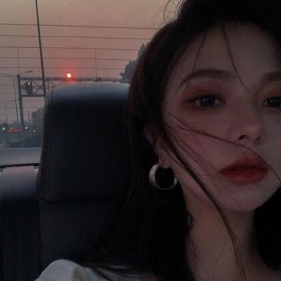 �Է�����Ů��ͷ�������ק����ǿҲ����-�ɰ���