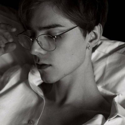 ŷ���˷��˸еĸ�������ͷ��--��Ҫ����