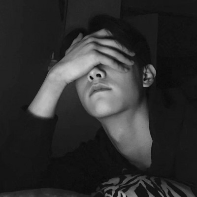 �����˸е������ڰ�ͷ�� ��Ӳ���������