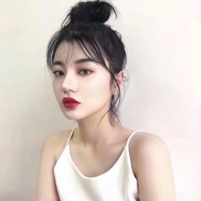 �������䳬קŮ��ͷ�� ���Ƕ��ǳ������С��