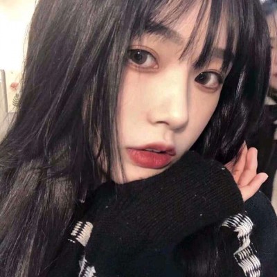 ӵ��δ����Ů��΢��ͷ��