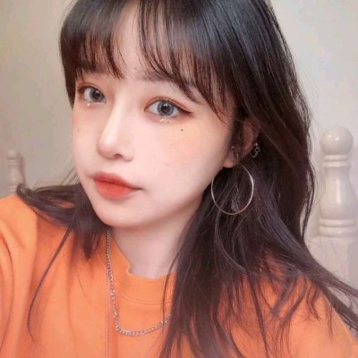 ӵ��δ����Ů��΢��ͷ��