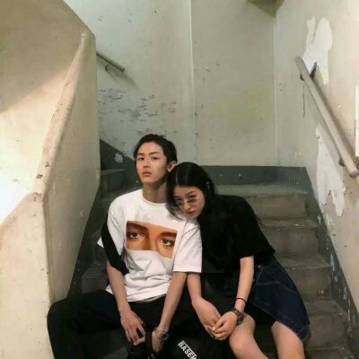 ʱ�м�С�ɰ�����ͷ��--�����ҵı���