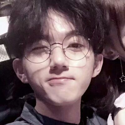 ʱ�м�С�ɰ�����ͷ��--�����ҵı���