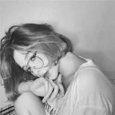 �ڰ׳�קŮ��ͷ�� ���²���ͷ�Ժ󲻽���