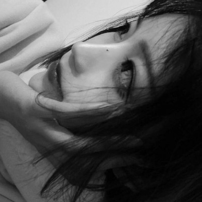 �ڰ׳�קŮ��ͷ�� ���²���ͷ�Ժ󲻽���