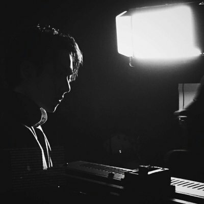 �ڰ׸���˧������ͼƬ