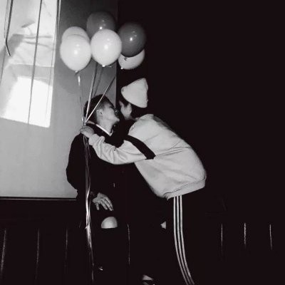 ���������ºڰװ���ͷ�� �ҿɰ���˧��