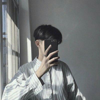 ˧����Ц������΢��ͷ��