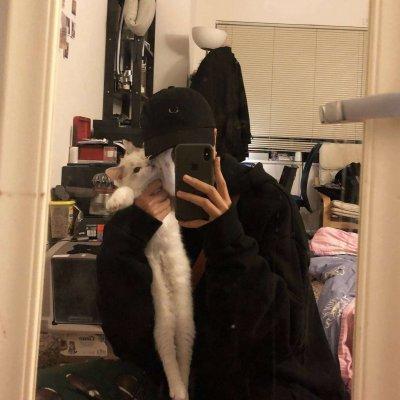 ˧����Ц������΢��ͷ��