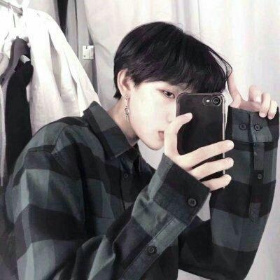 ˧����Ц������΢��ͷ��