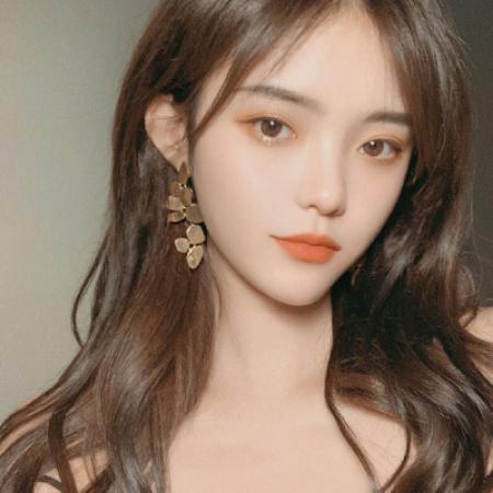 ����浾���΢��ͷ��Ů���򵥴󷽸߹�����-�ɰ���