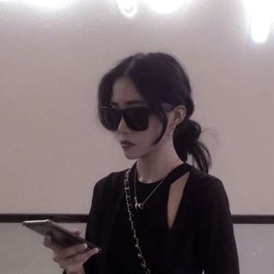 ΢�Ÿ����˸�Ů��ͷ�� ���Ტ���ܸı�ʲô