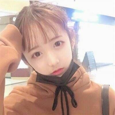 �ɰ�������Ů΢��ͷ��