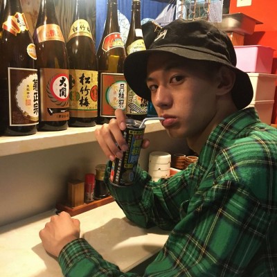 ����Ե�����΢��ͷ��