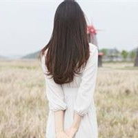 ��¶����ͷ��Ů�����屳ӰС����