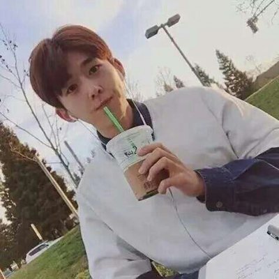 ����˧����ͷ�����ߺ󣬰������