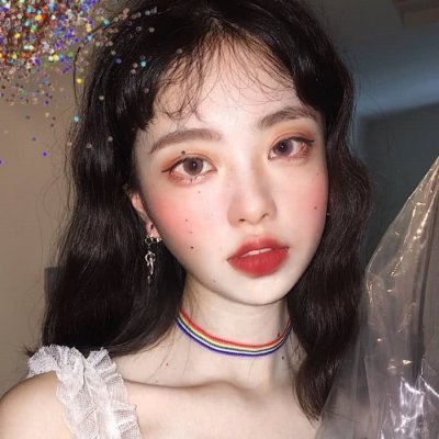 ŷ��Ů�����Ե���ͷ��