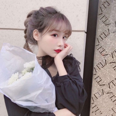 �ɰ��򵥵�Ů��С���¿ɰ��������ͷ��