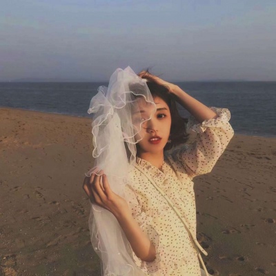 �ɰ��򵥵�Ů��С���¿ɰ��������ͷ��