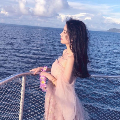 �ɰ��򵥵�Ů��С���¿ɰ��������ͷ��