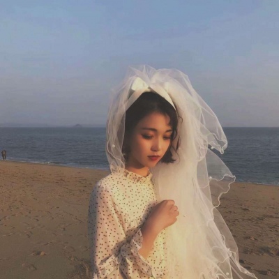 �ɰ��򵥵�Ů��С���¿ɰ��������ͷ��