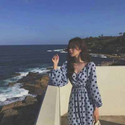 �ɰ��򵥵�Ů��С���¿ɰ��������ͷ��