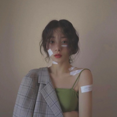 �ɰ��򵥵�Ů��С���¿ɰ��������ͷ��