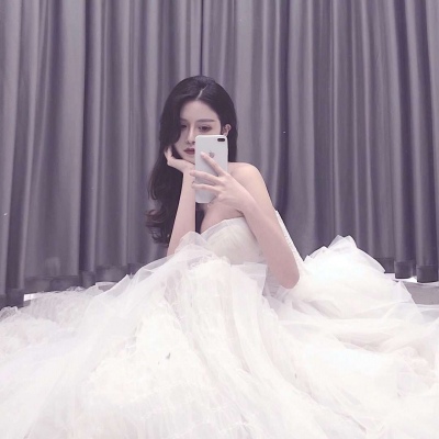 �ɰ��򵥵�Ů��С���¿ɰ��������ͷ��