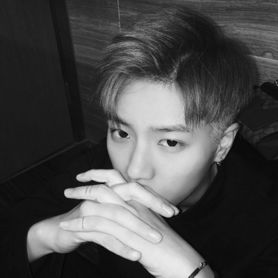 ���Զ�������������΢��ͷ��