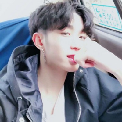 ���Զ�������������΢��ͷ��