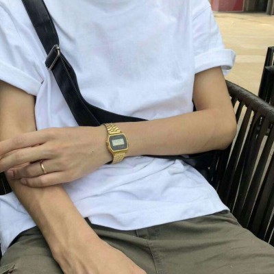 ���Զ�������������΢��ͷ��