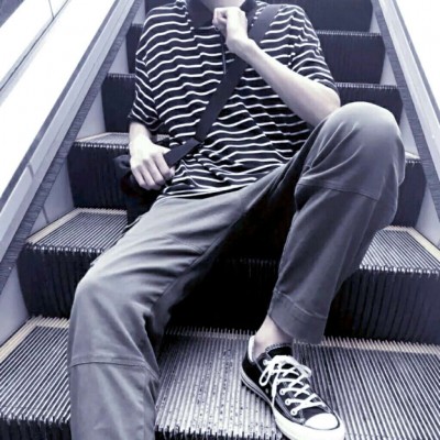 ���Զ�������������΢��ͷ��