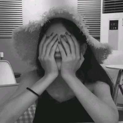 �ڰ�Ůͷ�����������